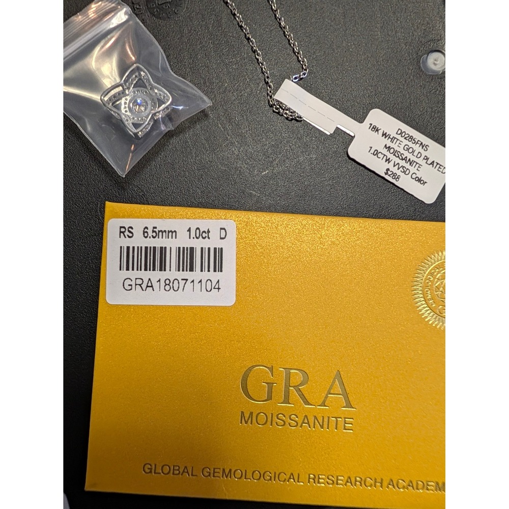18K White Gold Plated 1.0CTW VVSD Moissanite Pendant Necklace GRA Certified - Picture 6 of 6